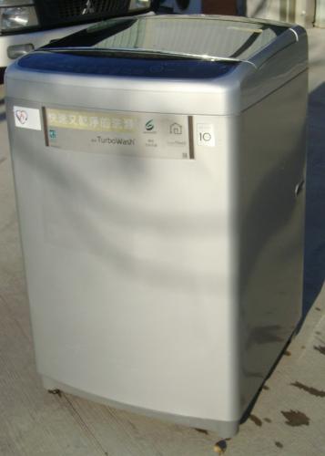 樂仕二手 L.G變頻15kg二手洗衣機 中部收購各式冷氣機~冰箱~液晶電視~洗衣機~各式冷氣保養維修~安裝請找樂仕家電